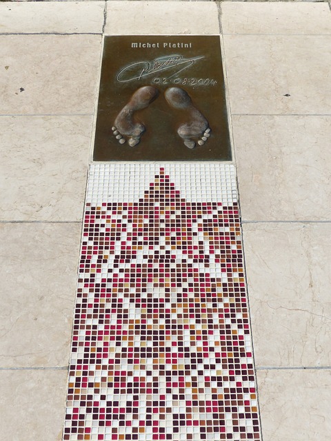 合作发展 合作发展